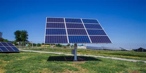 tracker solaire 6 panneaux|Tout Savoir sur le Tracker Solaire en 2024 .